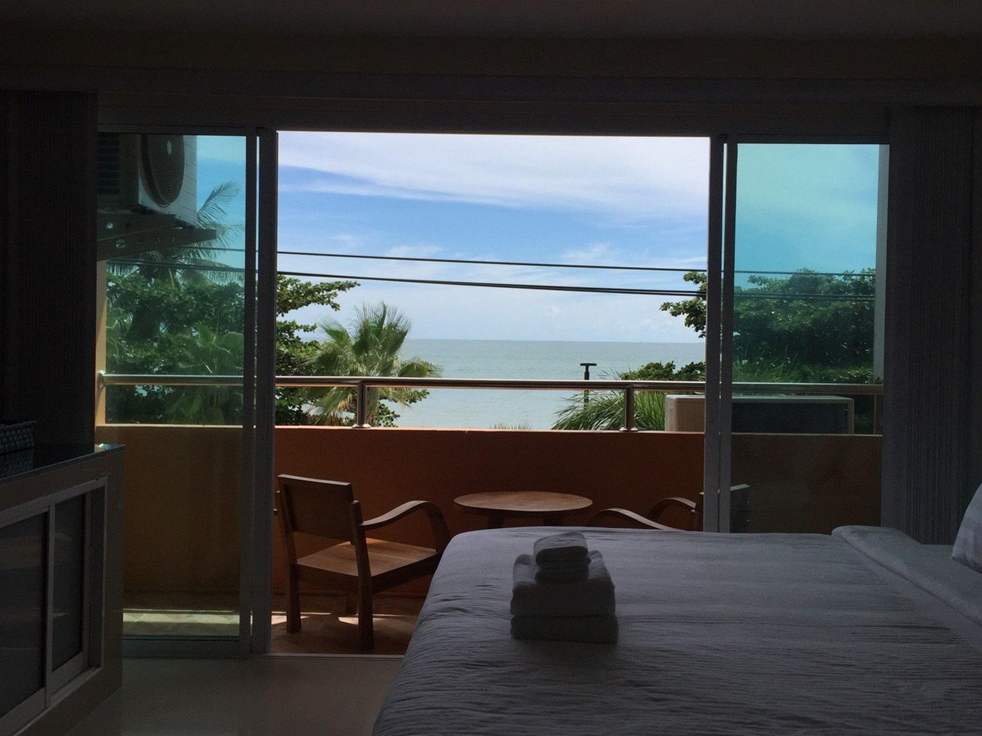 Marina Jomtien Beach Extérieur photo