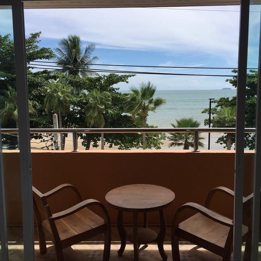 Marina Jomtien Beach Extérieur photo