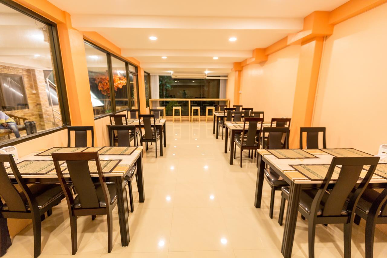 Marina Jomtien Beach Extérieur photo